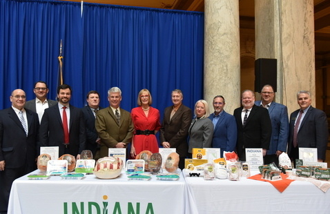 Image of 200,000 pounds of poultry products donated  to Hoosiers this year
