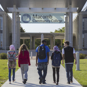 Campus Tour Center Campus Macomb Community College