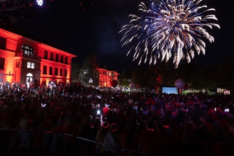 Party on the Hill