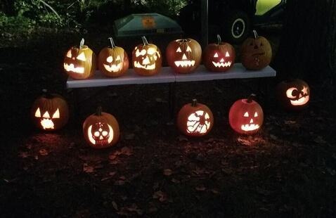lit pumpkins