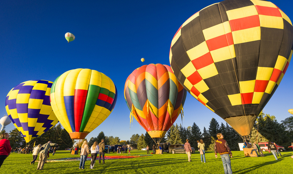 Hot Air Balloons Launching at Aardvark Embark