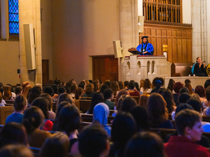 President Holley speaks to the Honor Code attendees in Abbey Chapel, Orientation 2024.