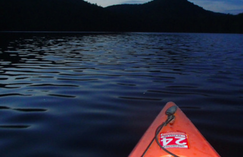 kayak tip in darkness