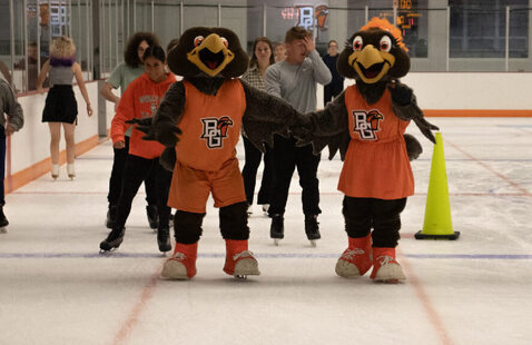 freddie and freida on ice skates