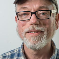 <a href='https://arts.stanford.edu/?event=reading-with-d-a-powell-the-mohr-visiting-poet' title='Reading with D. A. Powell, the Mohr Visiting Poet'>Reading with D. A. Powell, the Mohr Visiting Poet</a>