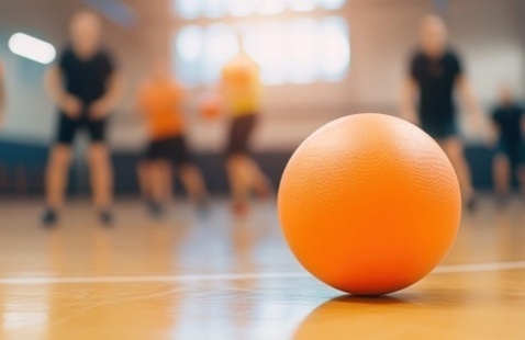 people playing dodgeball