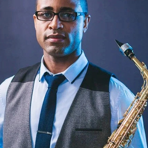 Event: "Beyond the Buzz: Finding the Signal in a Noisy World"