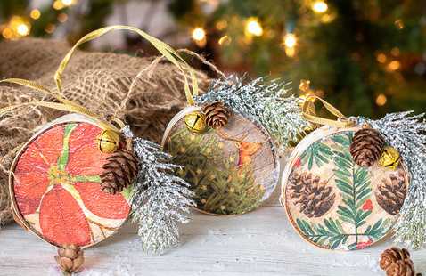 Examples wooden christmas tree ornaments