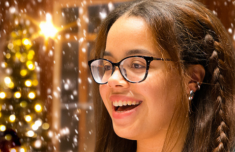 Photo of 1 of the cast members