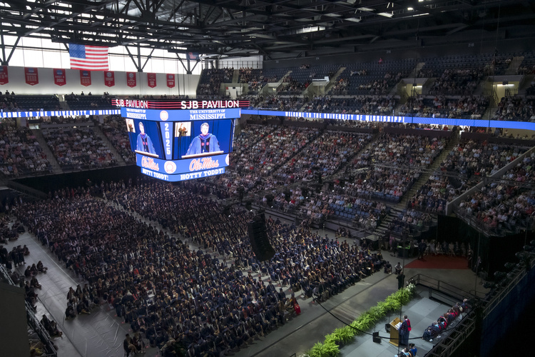 Sally McDonnell Barksdale Honors College Commencement Ceremony