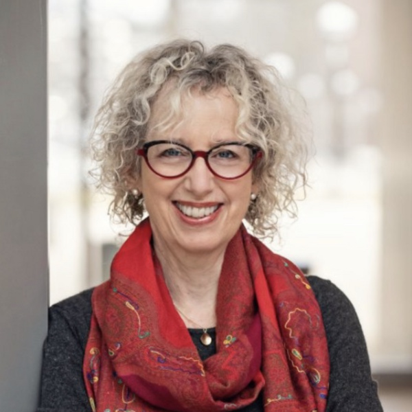 As the Dust of the Earth: The Literature of Abandonment in Revolutionary Russia and Ukraine