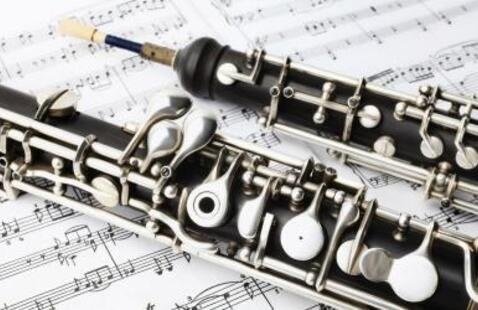 Brooks-Farrar, oboe