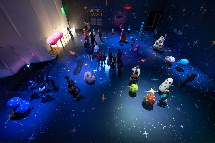 Masako Miki: Midnight March