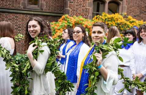 Graduating students line up for Laurel Parade