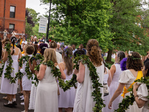 Seniors line up for Laurel Parade, 2023