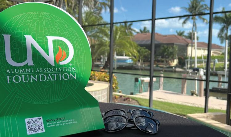 UND in Marco Island at Home of Karen Bohn & Gary Surdel