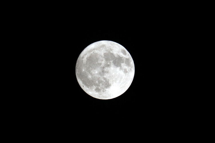 Full Moon Paddle