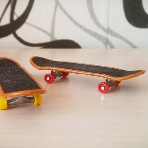 Paint a Skateboard