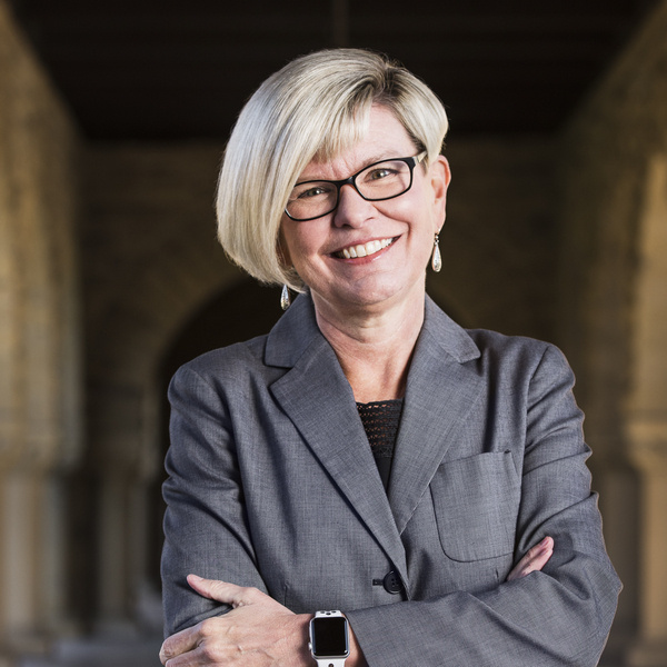 Headshot Shelley Correll - photo credit Drew Kelly