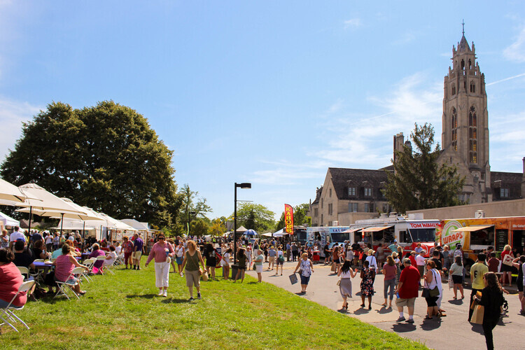 M&T Bank Clothesline Art & Fine Craft Festival