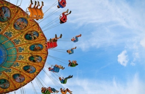 People on an amusement park ride