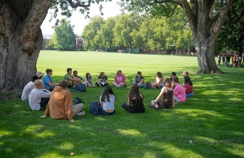 OWL Group w/ FYS sections and Resource Tour