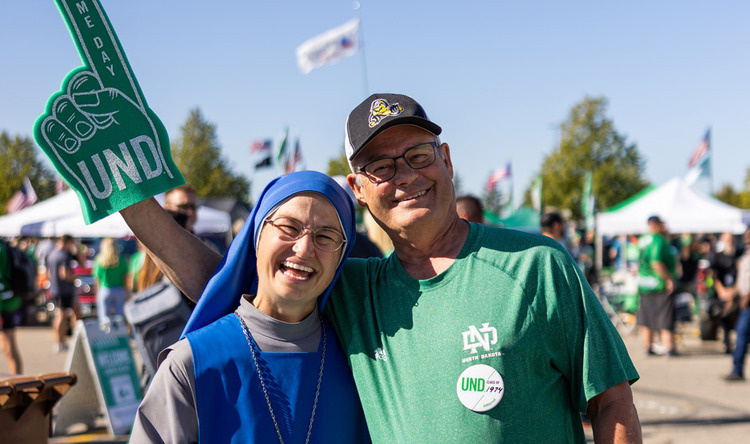 Alumni Tailgate at Alerus Center