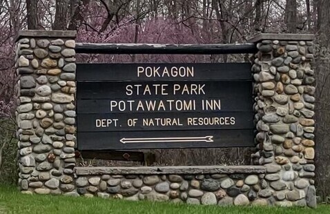 park entrance sign