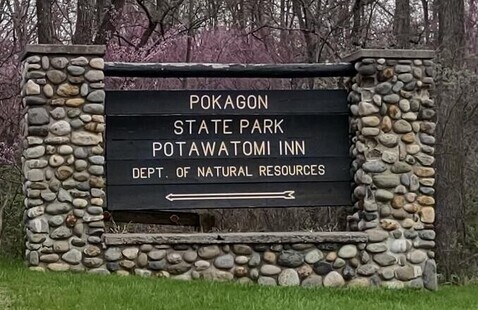 park entrance sign