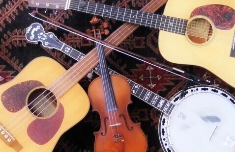 Photograph of various instruments.