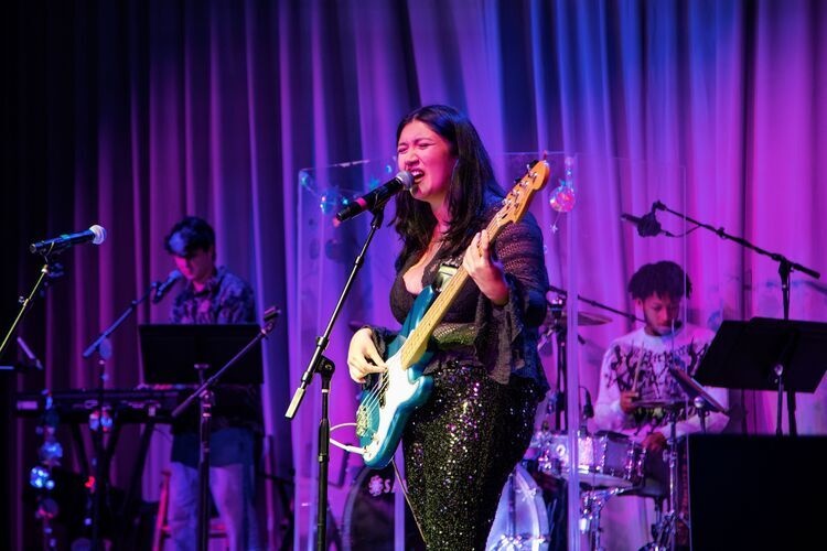 CAM Fest: Live & In Every Color | Play!