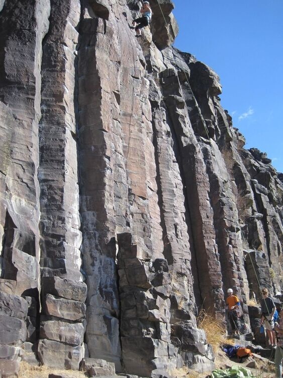 Black Cliffs Rock Climbing