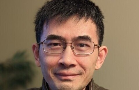 Xin Li portrait.