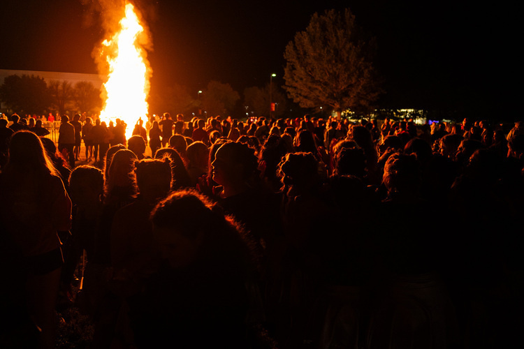 Homecoming Bonfire & Fireworks Show
